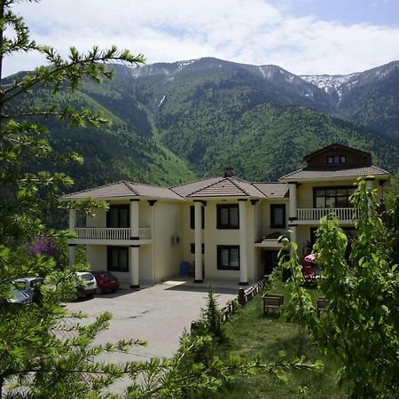Mars Otel Артвин Екстериор снимка